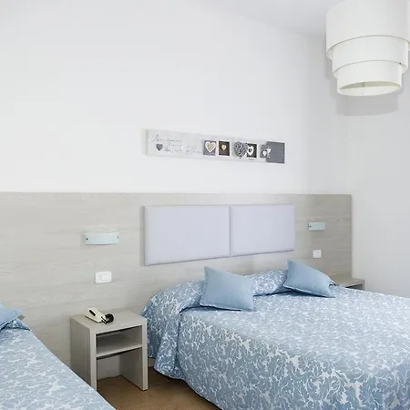 Lucerna 3*