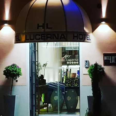 Lucerna 3*