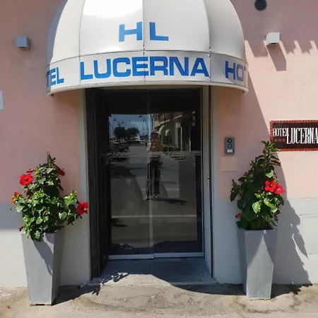Hotel Lucerna 3*