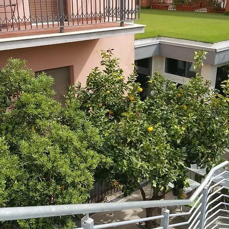 Lucerna Ξενοδοχείο 3*